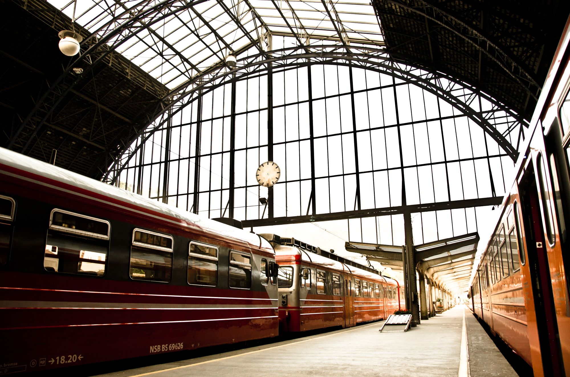 Train en gare © Freepik